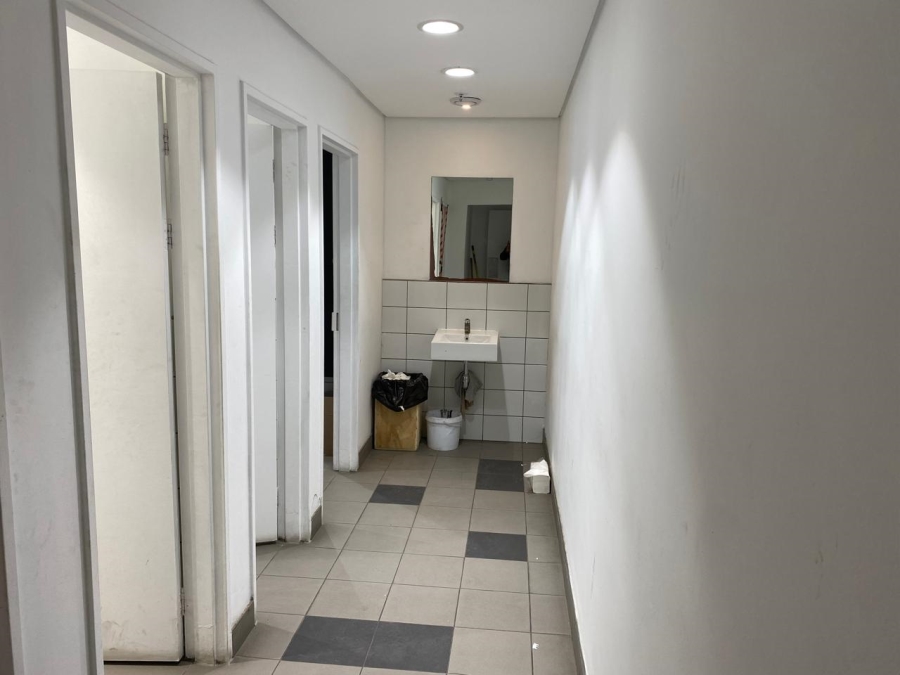 To Let commercial Property for Rent in Airport Industria Western Cape